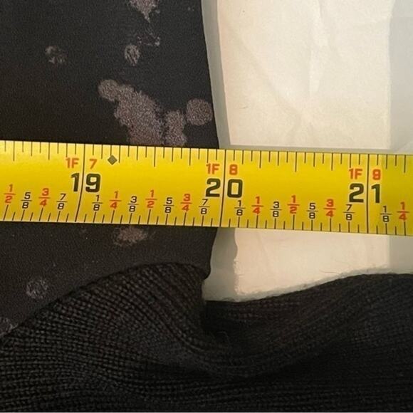 Elie Tahari Black Gray Athletic Wear Zippered Gorpcore Vented Dress Size M - Picture 12 of 14